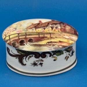 Crownford Trinket Box English Village Fine Bone China Made In England W/box EUC